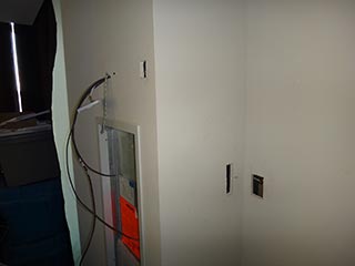 Running thermostat cabling